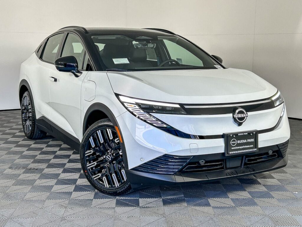 New 2026 Nissan Leaf Platinum+